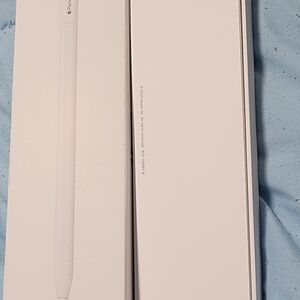 Apple Pencil (White) - Sleek Stylus